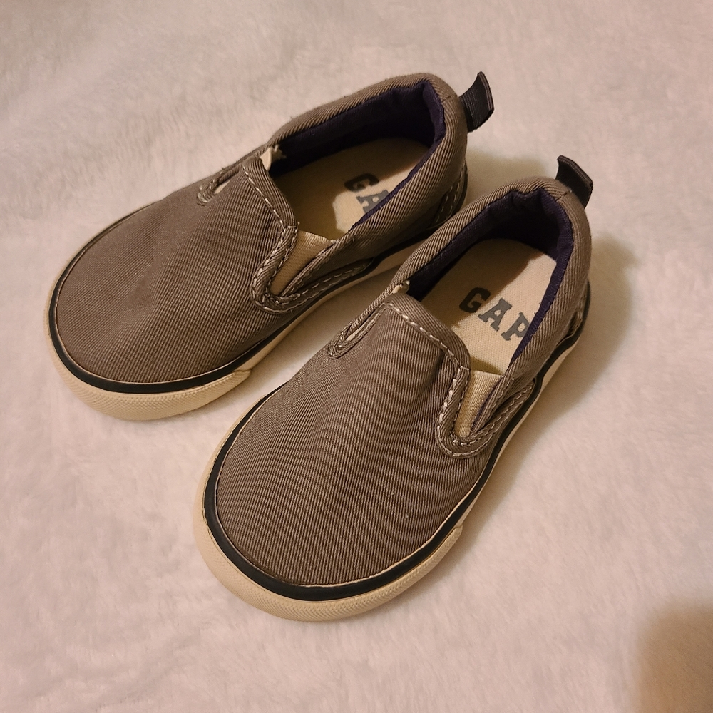 Gap loafers